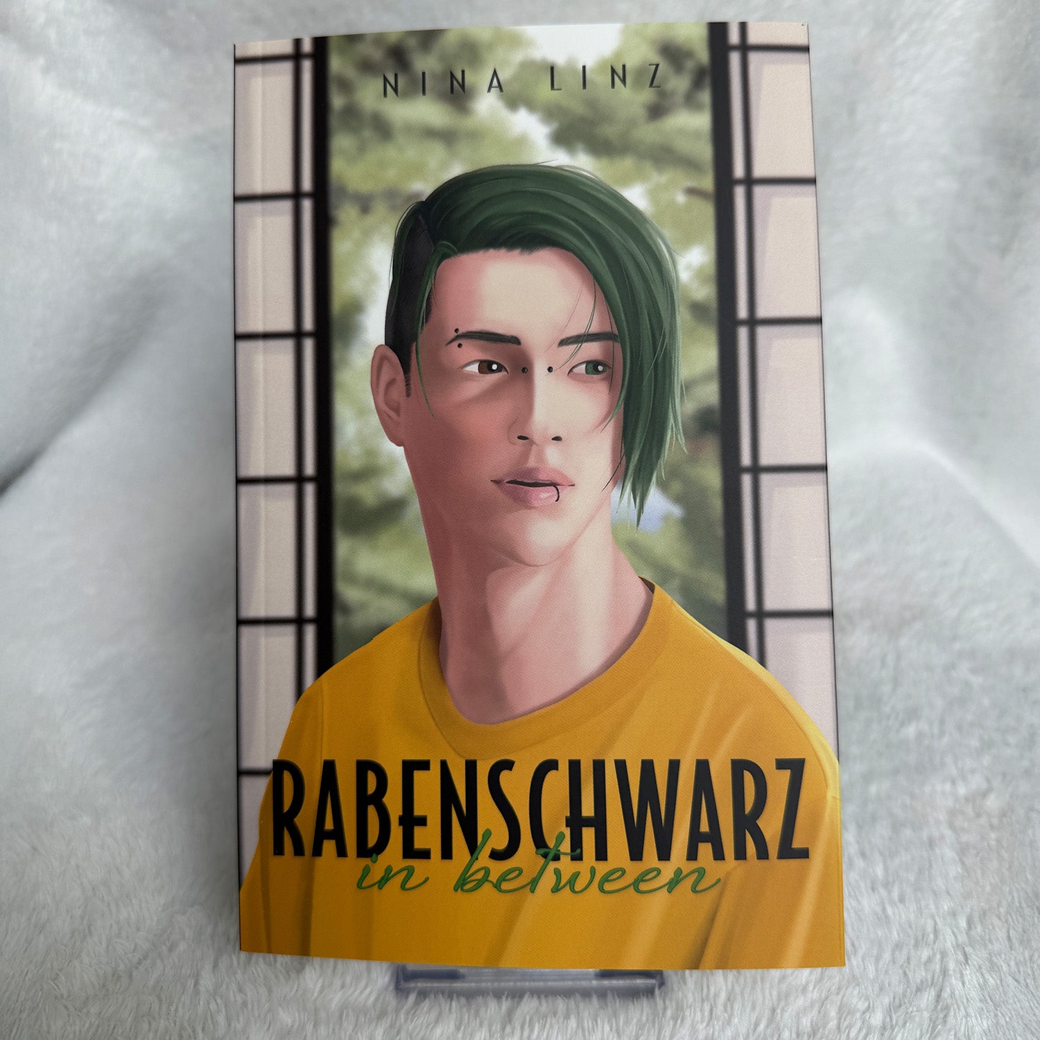 "Rabenschwarz - In Between" - Band 2 (Klappenbroschur, signiert)